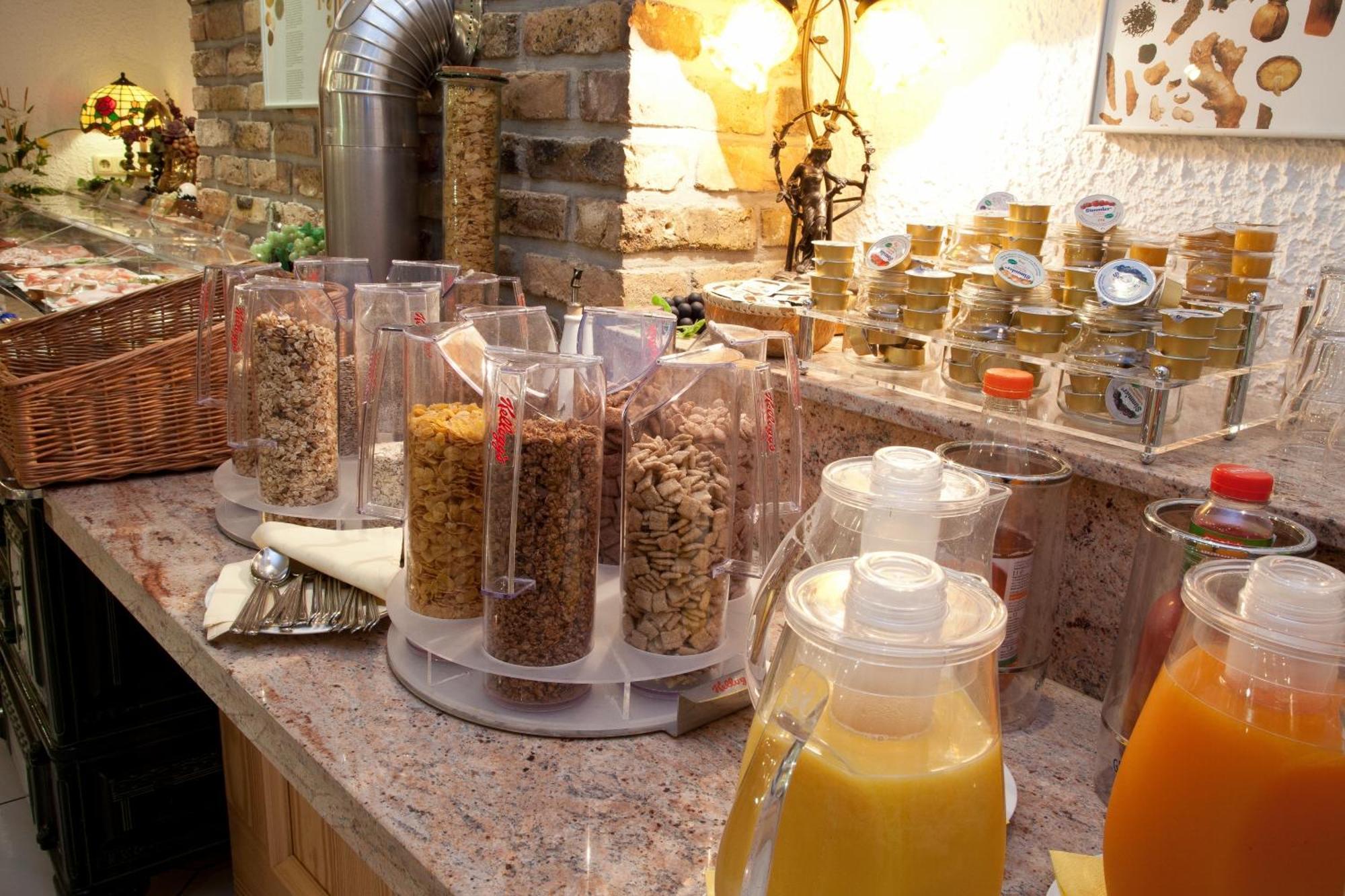 Hotel Stolberg Wiesbaden Ngoại thất bức ảnh