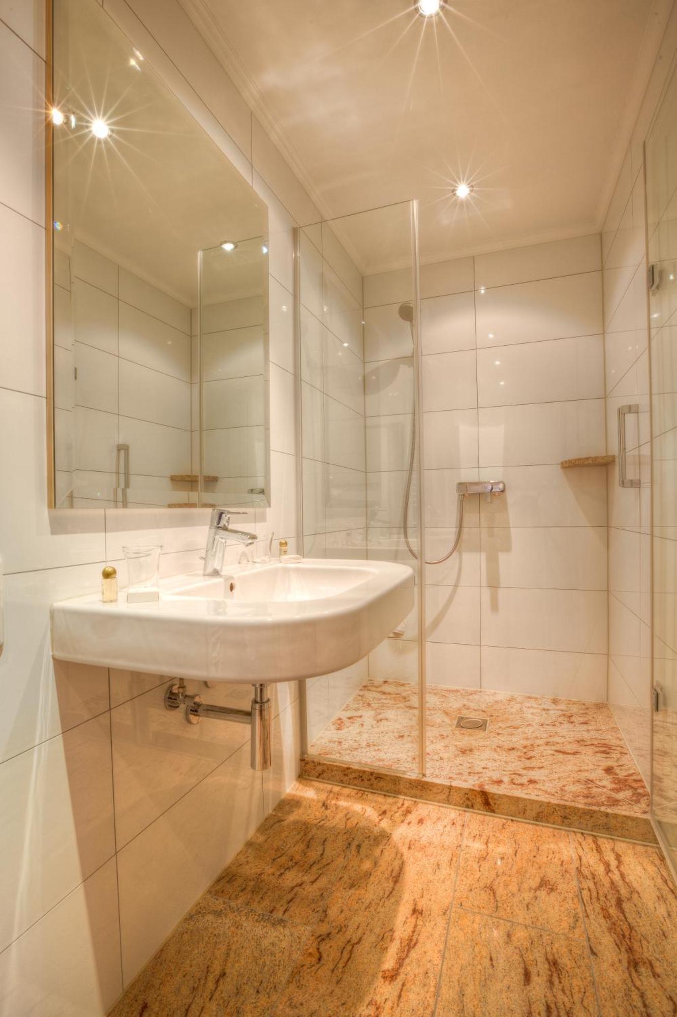 Hotel Stolberg Wiesbaden Ngoại thất bức ảnh